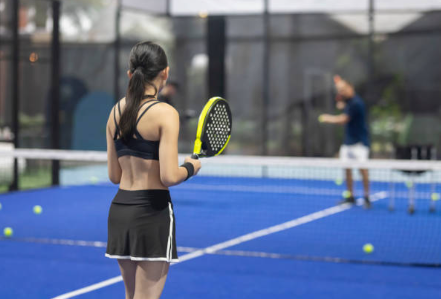 De Belangrijkste Accessoires voor Padelspelers